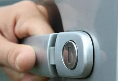 Little Village Locksmith Store Daytona Beach, FL 386-279-4252 - 21-unlock-car